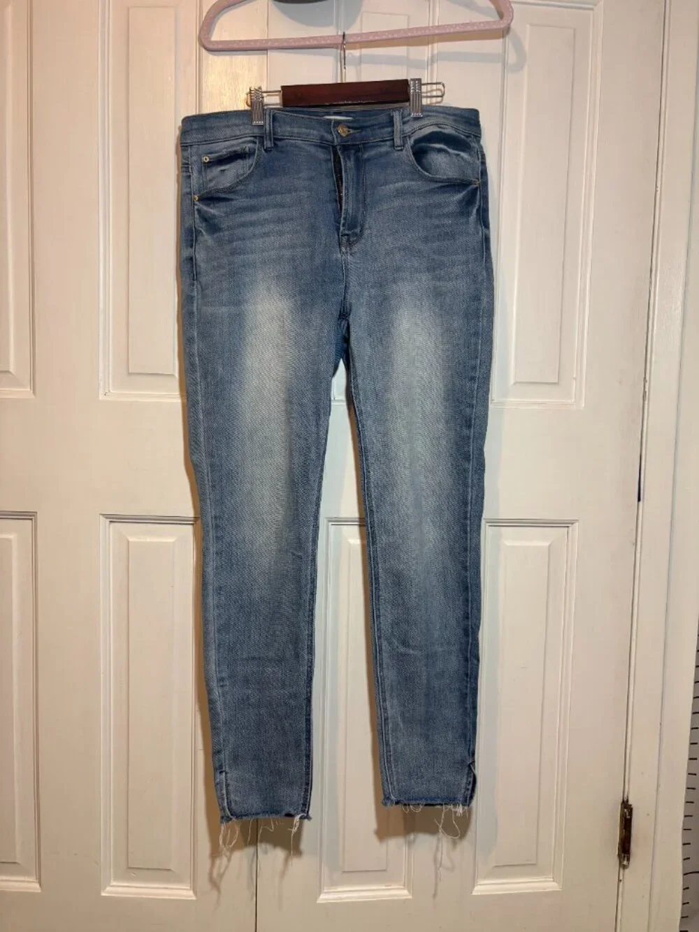Kensie Straight Leg Jeans Size 10